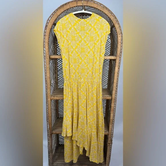 Anthropologie Maeve Fete Yellow Midi Dress Size M V-Neck Handkerchief Hem - Picture 6 of 8